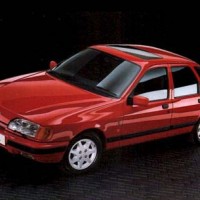 : красная Ford Sierra