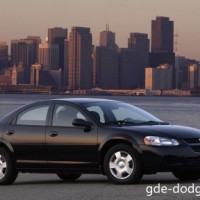 : Dodge Stratus сбоку