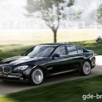 : BMW 7ER сбоку, спереди