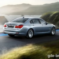 : BMW 7ER ActiveHybrid сзади, сбоку