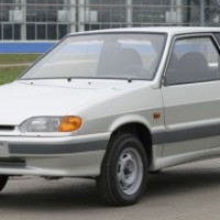 : Lada Samara 3-дверный хэтчбек спереди, сбоку