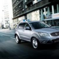 : SsangYong Actyon вид спереди, сбоку