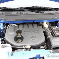 : фото двигателя Changan CS35