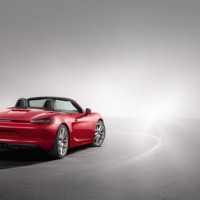 Porsche Boxster GTS: сзади справа