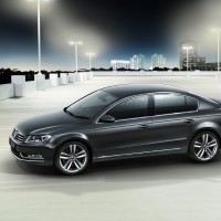 Volkswagen Passat: слева сбоку