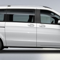 Mercedes V-klass: справа сбоку