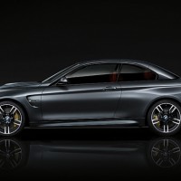 BMW М4 cabriolet: слева сбоку с поднятой крышей