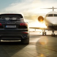 Porsche Cayenne Turbo S: сзади