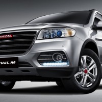 Haval H6: спереди слева снизу