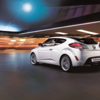 Hyundai Veloster: сзади слева